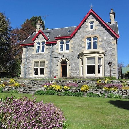 Rossmor Bed & Breakfast Grantown-on-Spey Екстериор снимка