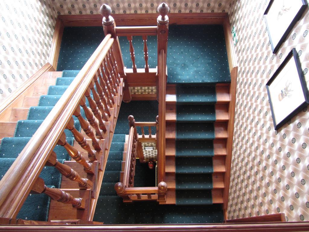 Rossmor Bed & Breakfast Grantown-on-Spey Екстериор снимка