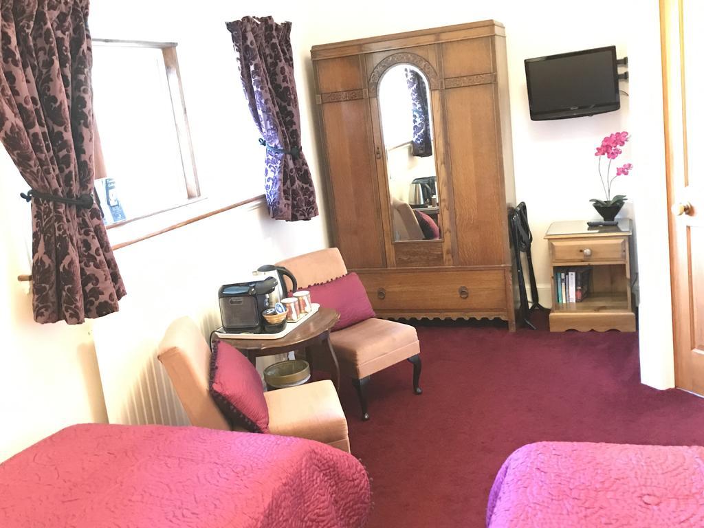 Rossmor Bed & Breakfast Grantown-on-Spey Екстериор снимка