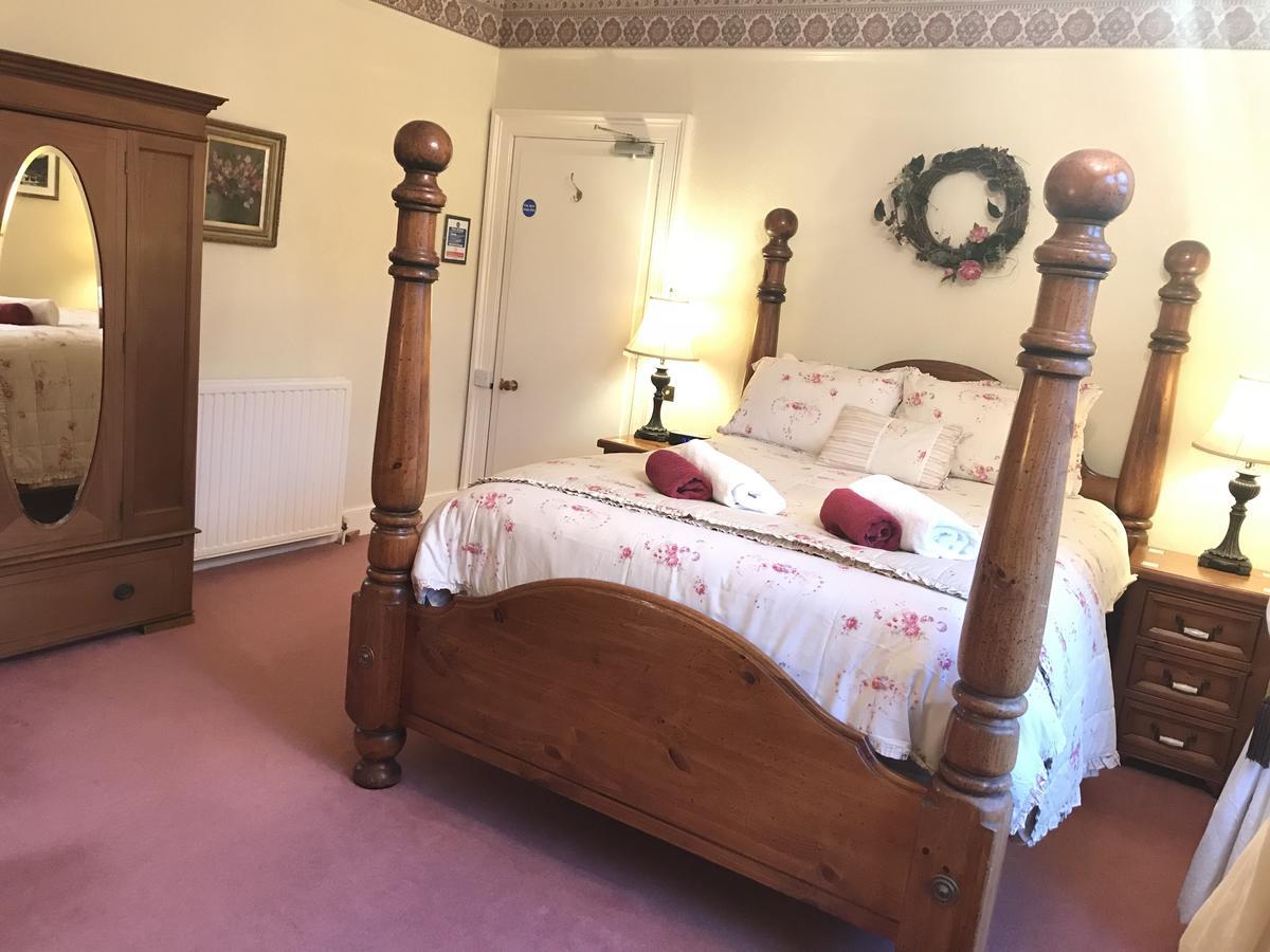 Rossmor Bed & Breakfast Grantown-on-Spey Екстериор снимка