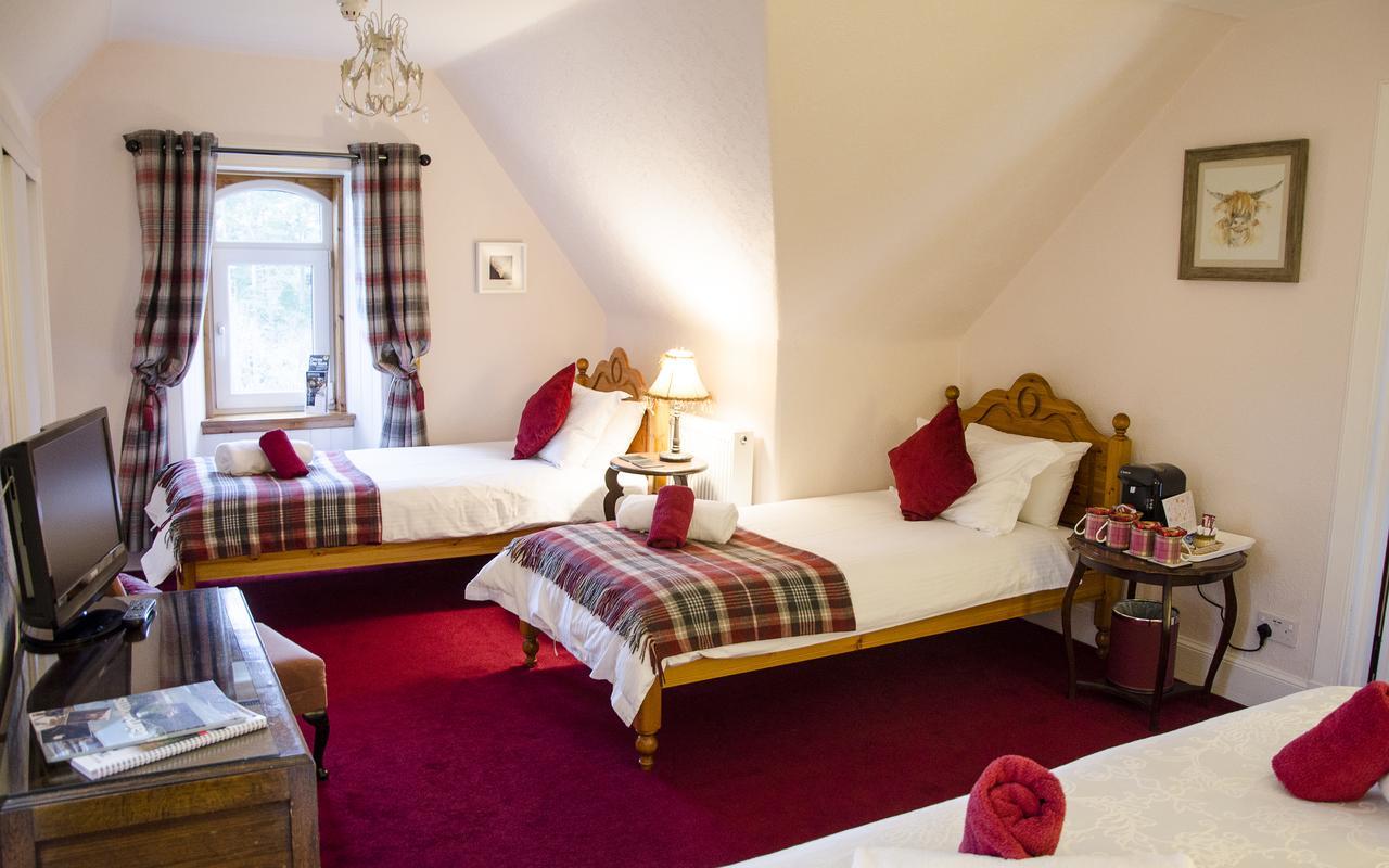 Rossmor Bed & Breakfast Grantown-on-Spey Екстериор снимка